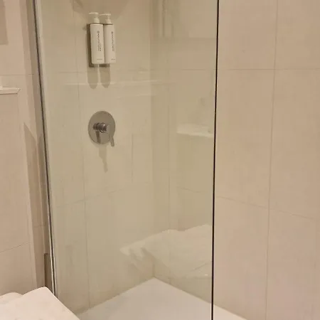 Des Zouaves Hotel 2*