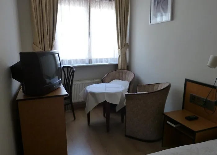 Hotel Des Zouaves 2*